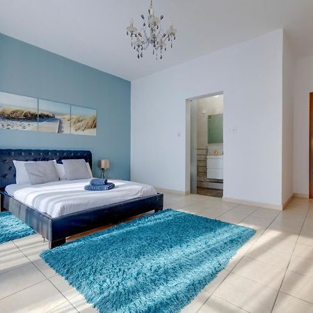 Modern 2BR Sliema Apartment Exterior foto
